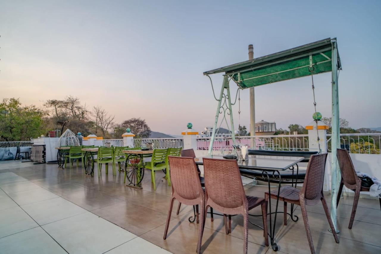 Hotel Ambavgarh Palace Udajpur Zewnętrze zdjęcie