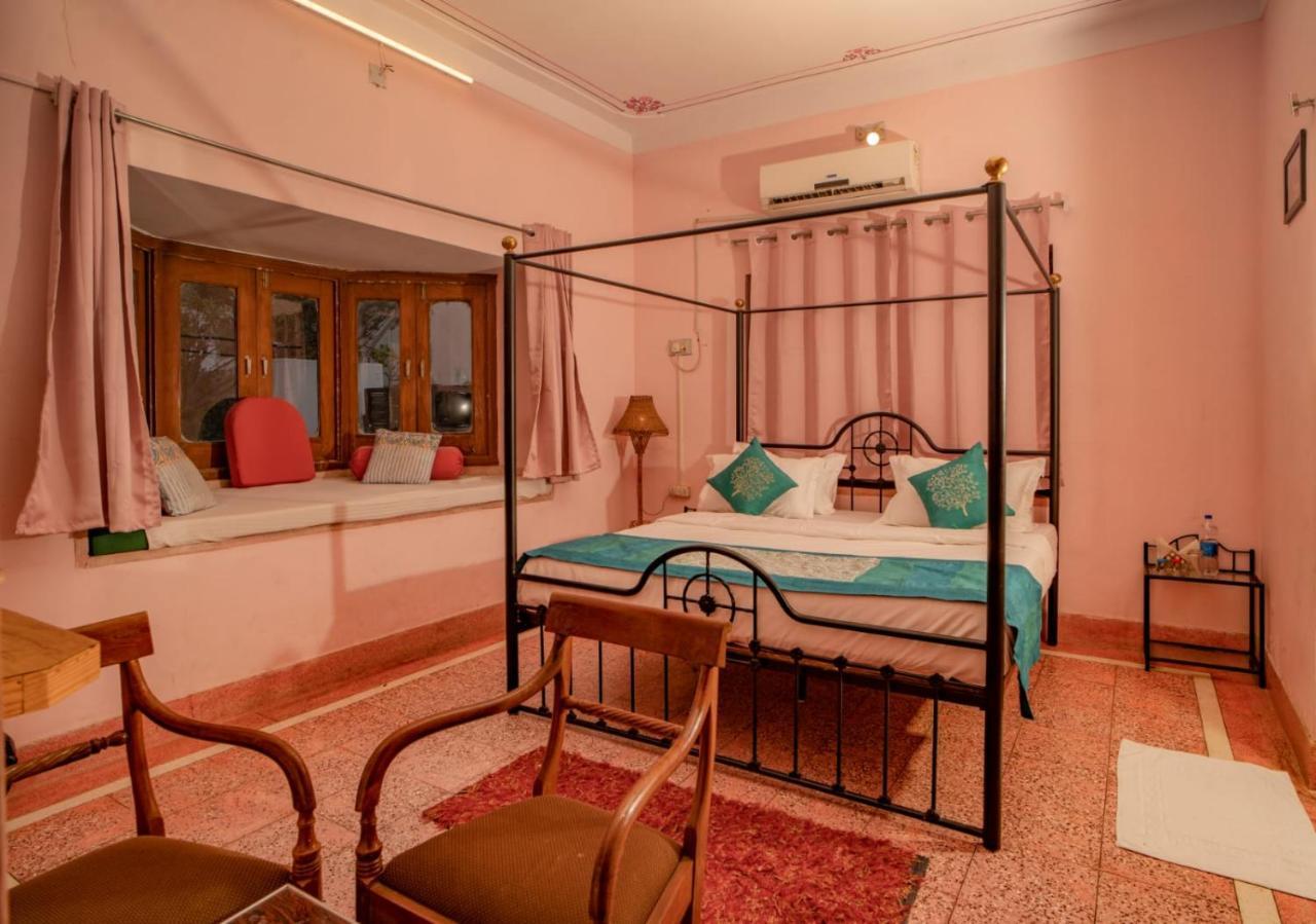 Hotel Ambavgarh Palace Udajpur Zewnętrze zdjęcie