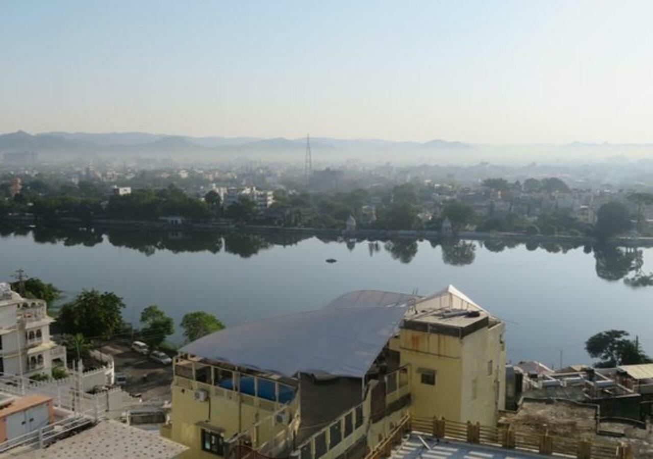 Hotel Ambavgarh Palace Udajpur Zewnętrze zdjęcie