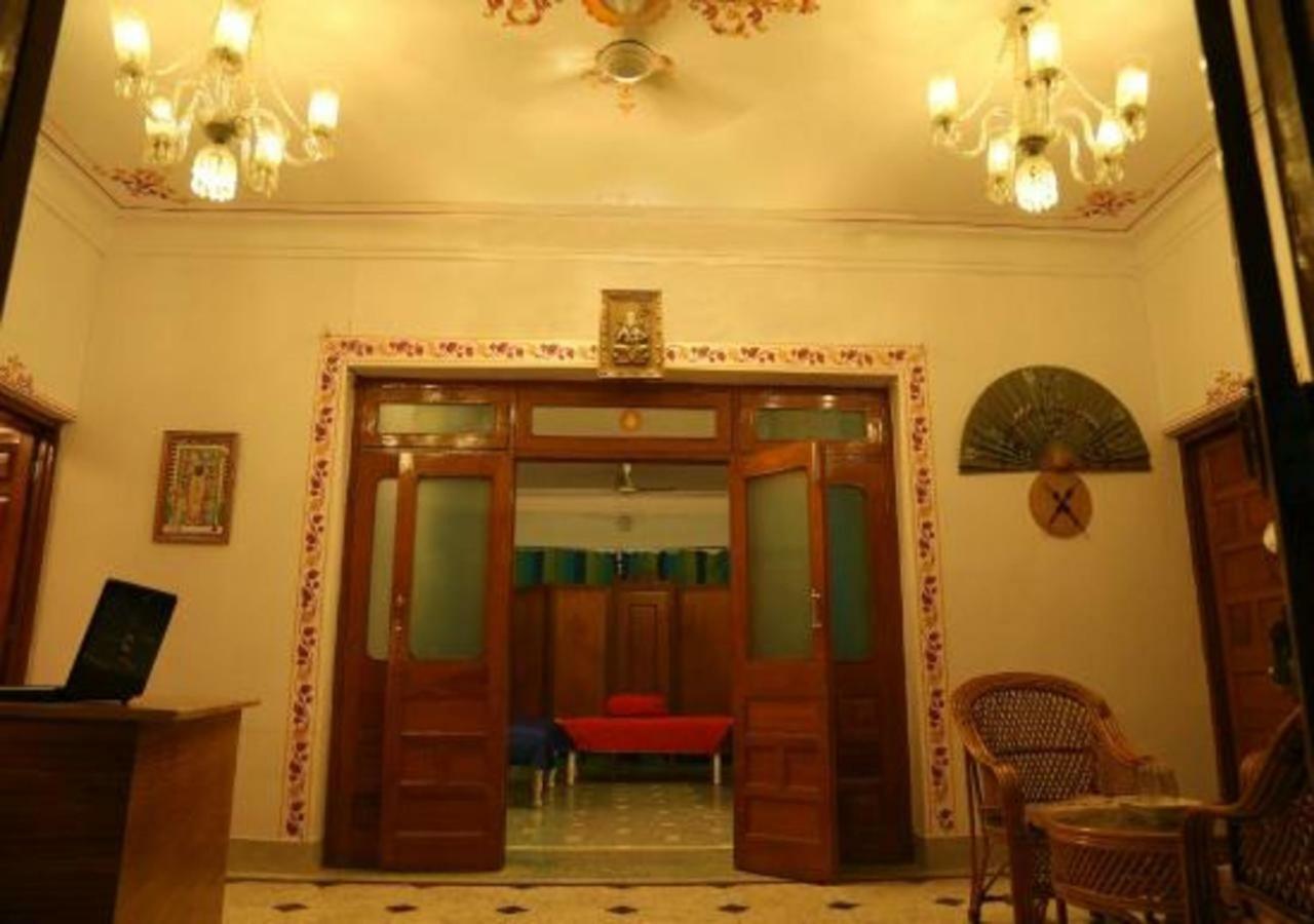 Hotel Ambavgarh Palace Udajpur Zewnętrze zdjęcie