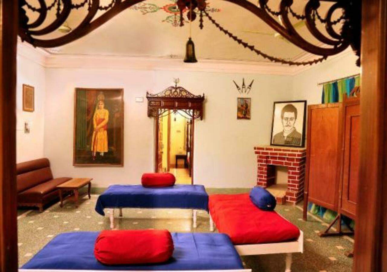 Hotel Ambavgarh Palace Udajpur Zewnętrze zdjęcie